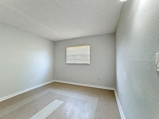 $130,000 | 694 Michigan Court, Unit 3, St. Cloud, FL 34769