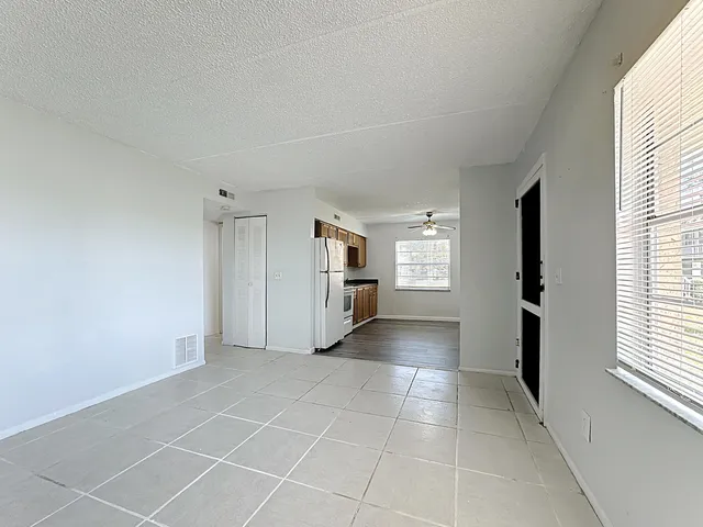 $130,000 | 694 Michigan Court, Unit 3, St. Cloud, FL 34769