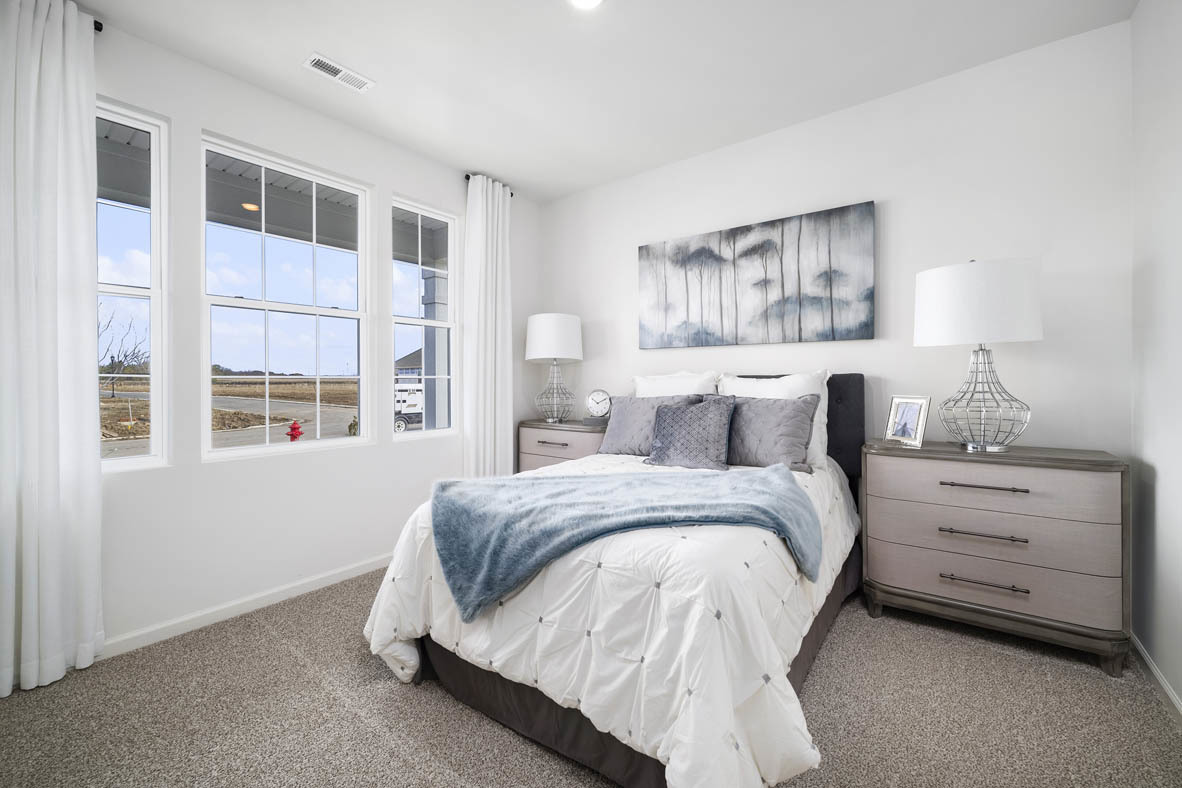 799 Mesa Lane Pingree Grove, IL 60140 - Photo 21 of 54 a spacious bedroom with a bed and a window