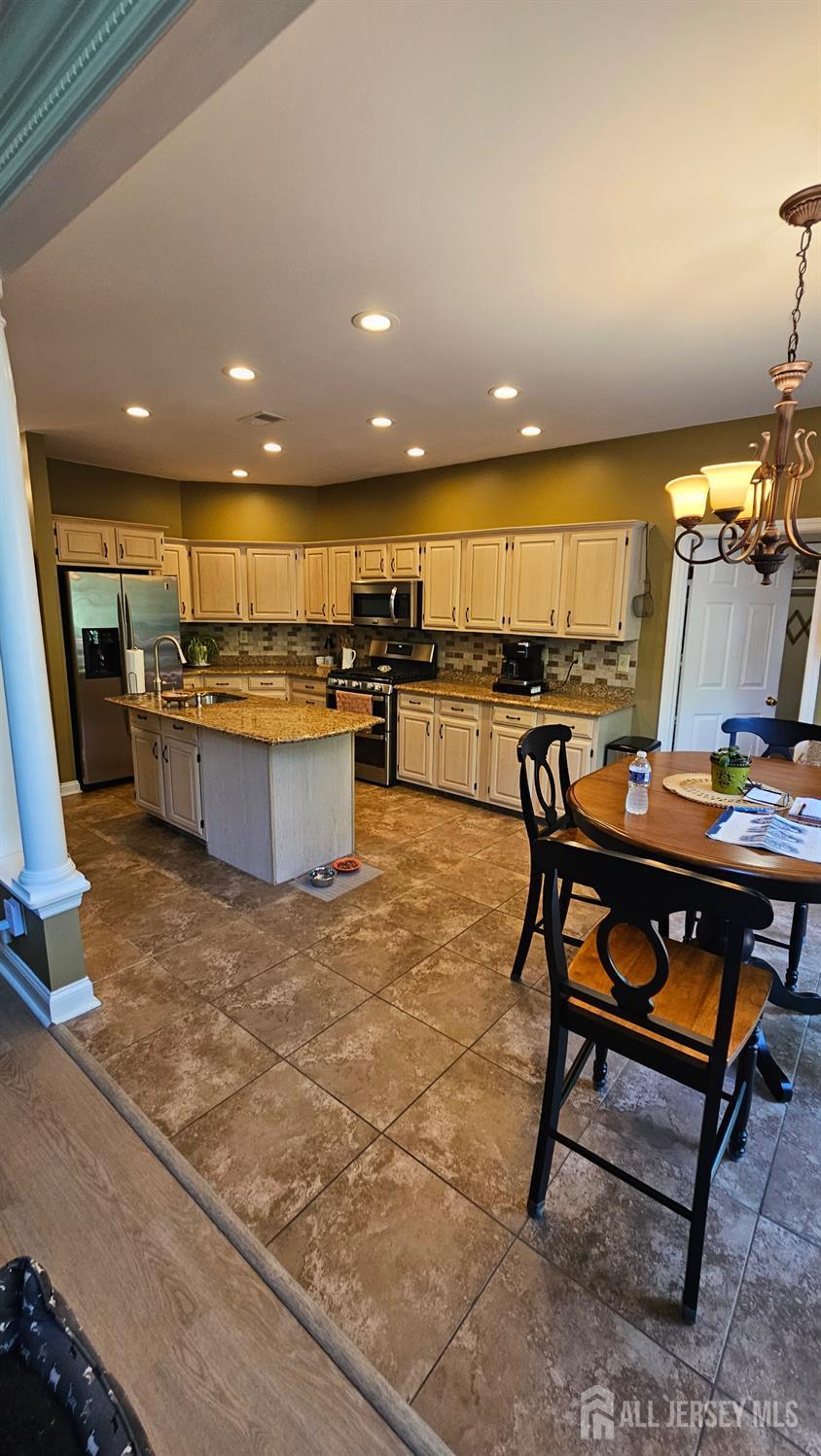 5 Tree Farm Road Monmouth Junction, NJ 08852 - Photo 4 of 32