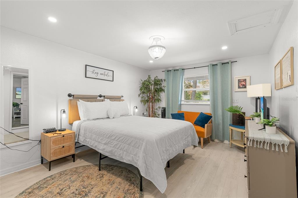 4939 100th Way North St. Petersburg, FL 33708 - Photo 16 of 43