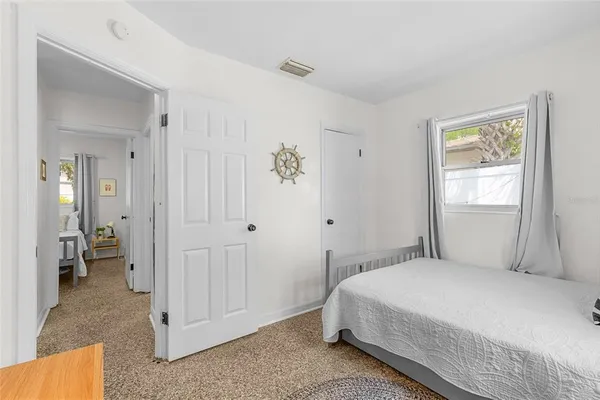 $3,600 | 4939 100th Way North, St. Petersburg, FL 33708