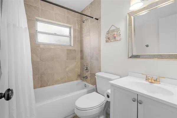 $3,600 | 4939 100th Way North, St. Petersburg, FL 33708