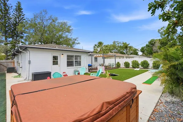 $3,600 | 4939 100th Way North, St. Petersburg, FL 33708