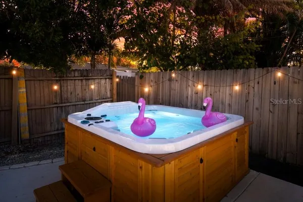 $3,600 | 4939 100th Way North, St. Petersburg, FL 33708