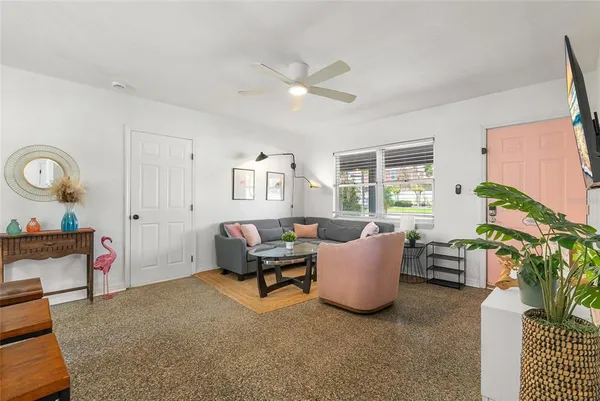 $3,600 | 4939 100th Way North, St. Petersburg, FL 33708