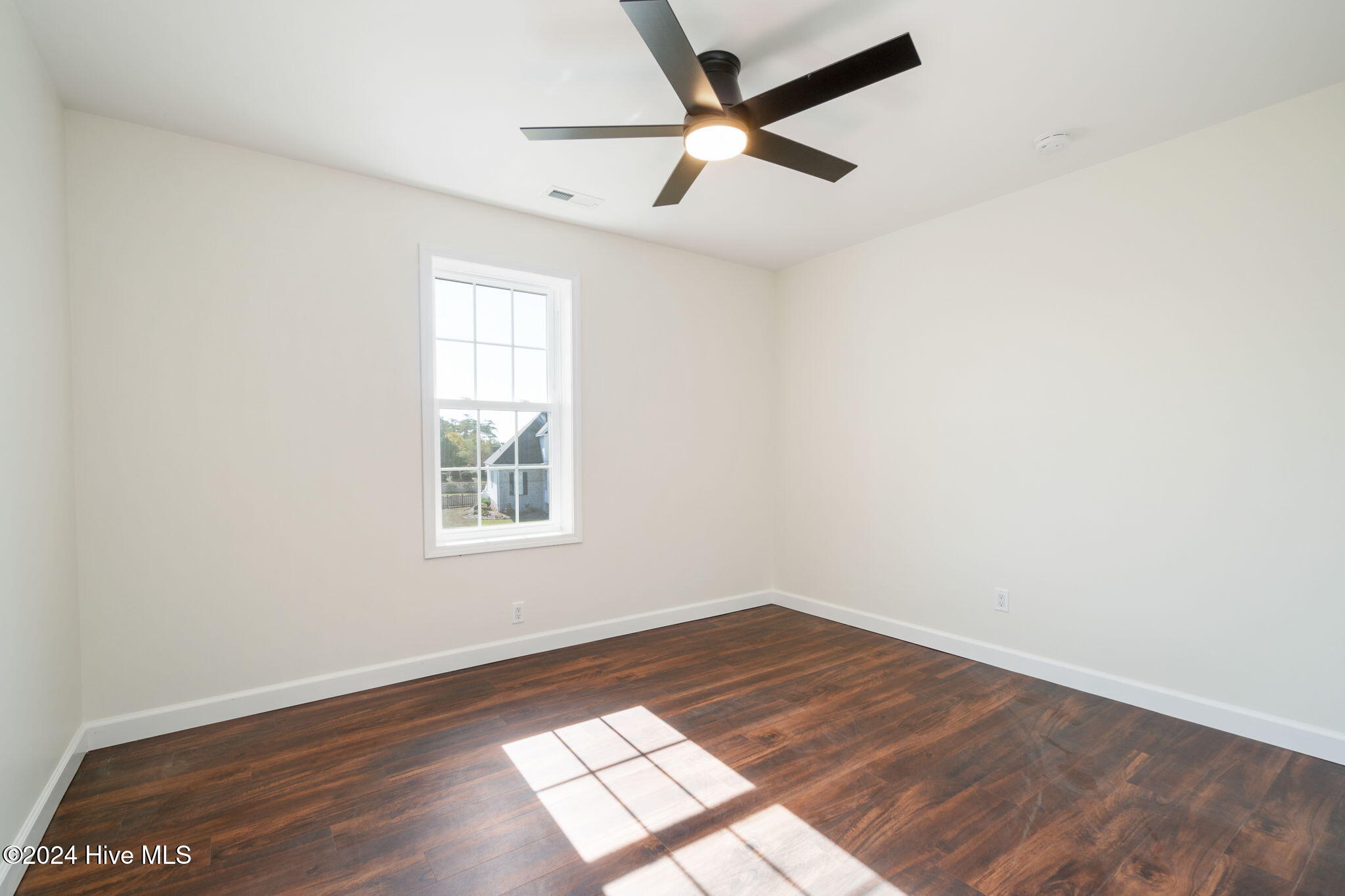 1602 Razorbill Court Morehead City, NC 28557 - Photo 35 of 62 Bedroom 4
