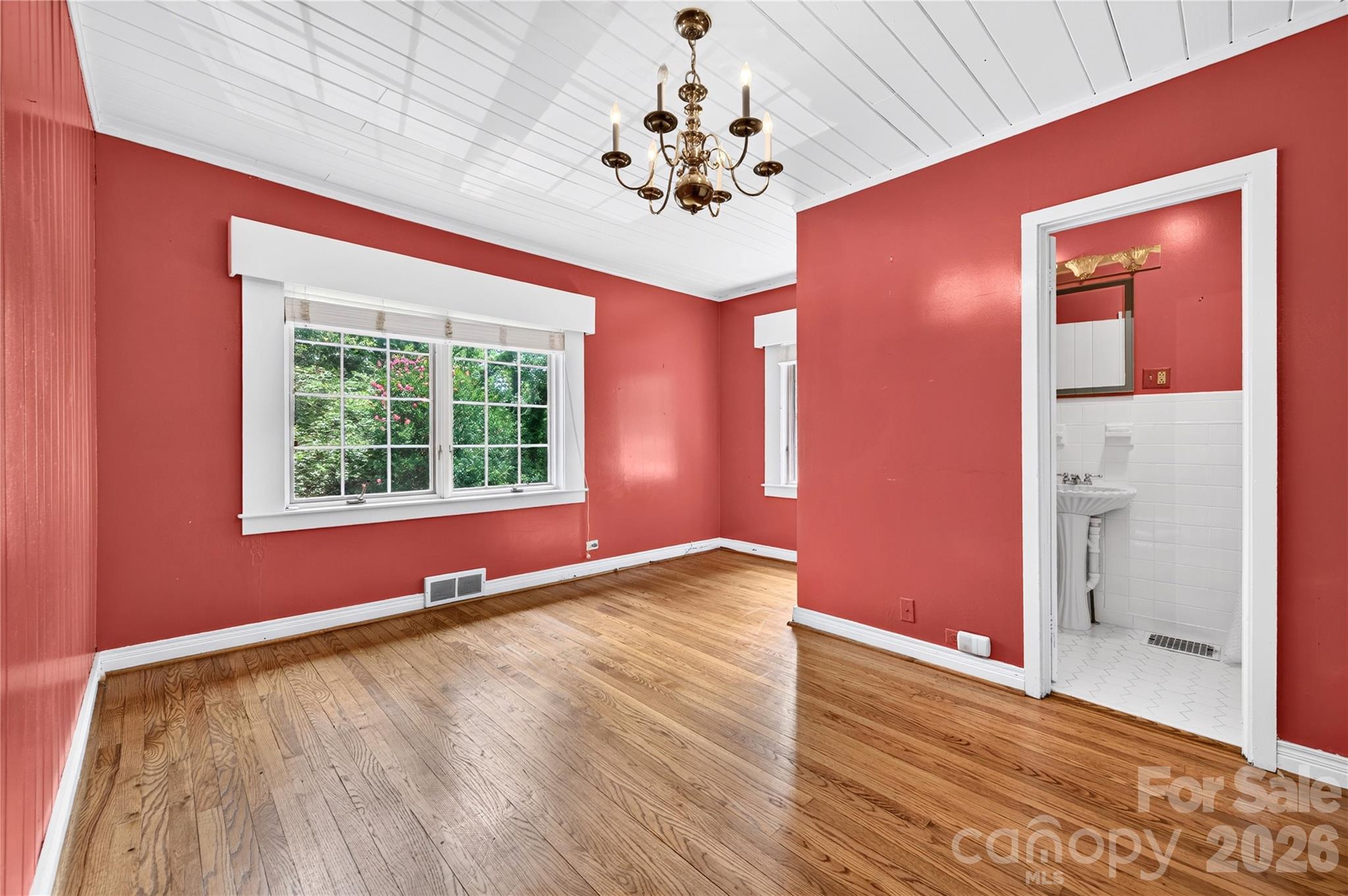 25 Inglewood Road Asheville, NC 28804 - Photo 18 of 35