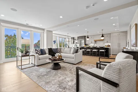 $1,820,000 | 41 North Rangeline Road, Unit 7, Carmel, IN 46032