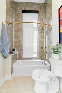 $1,820,000 | 41 North Rangeline Road, Unit 7, Carmel, IN 46032