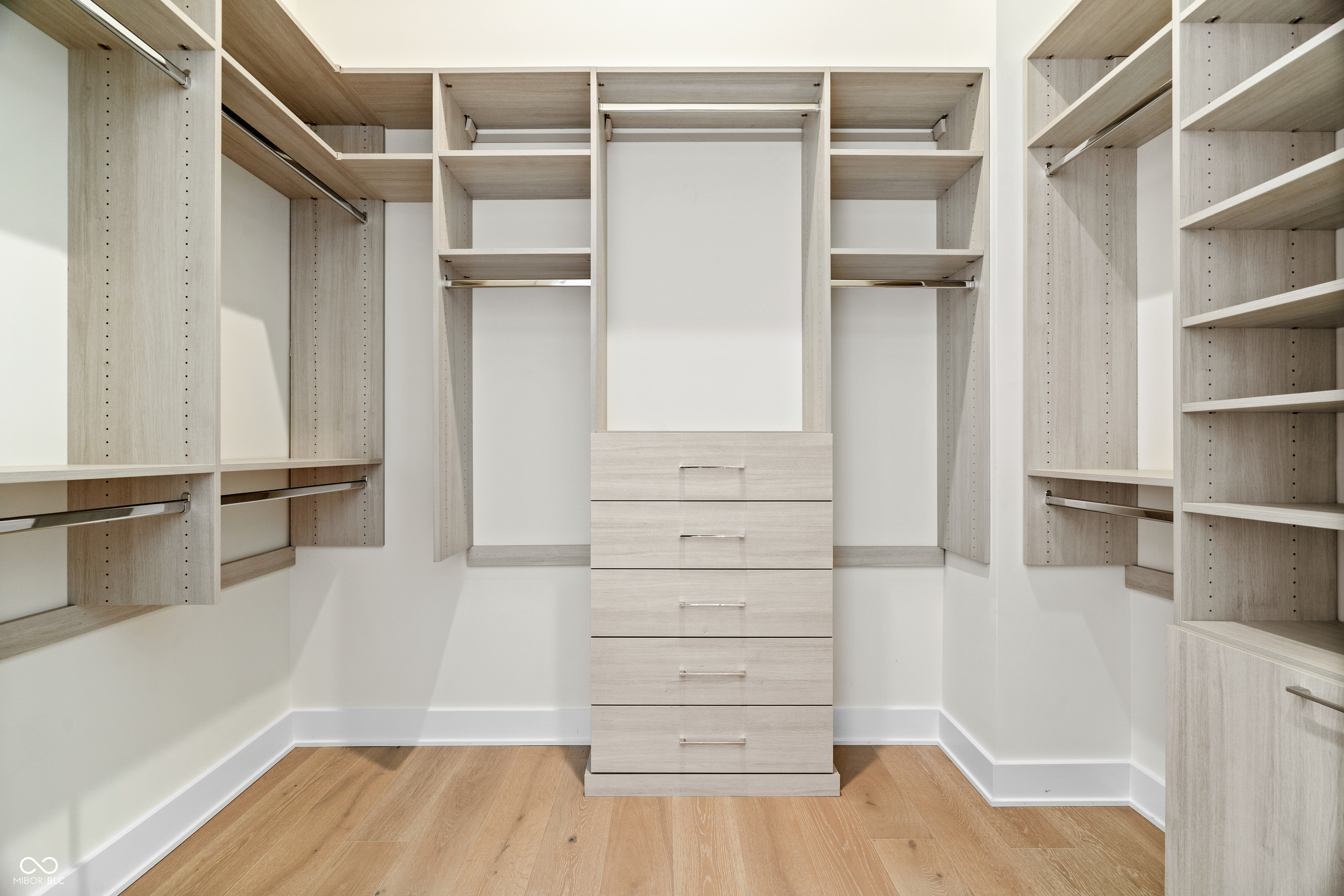 41 North Rangeline Road, Unit 7 Carmel, IN 46032 - Photo 29 of 33