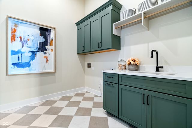 $1,820,000 | 41 North Rangeline Road, Unit 7, Carmel, IN 46032