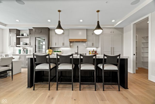 $1,820,000 | 41 North Rangeline Road, Unit 7, Carmel, IN 46032