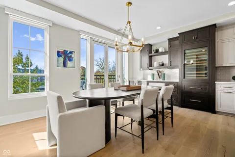 $1,820,000 | 41 North Rangeline Road, Unit 7, Carmel, IN 46032