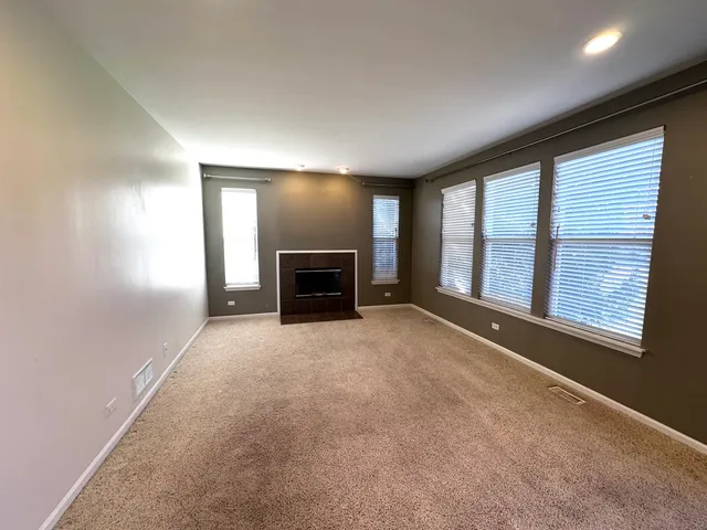 $399,900 | 3134 Kyra Lane, Elgin, IL 60124