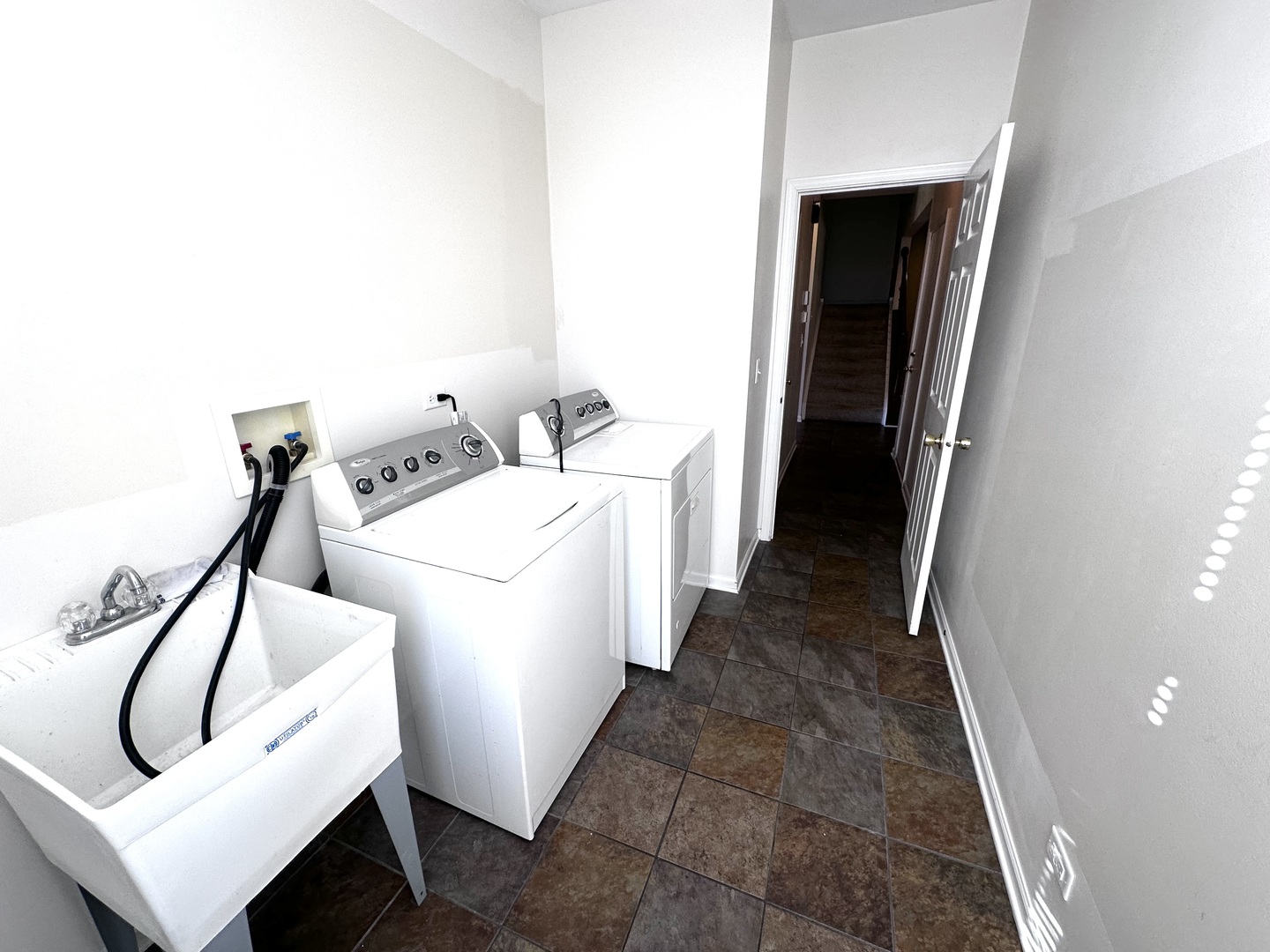 3134 Kyra Lane Elgin, IL 60124 - Photo 23 of 56 a utility room with dryer and washer