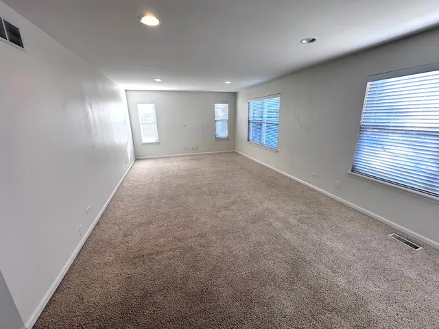 $399,900 | 3134 Kyra Lane, Elgin, IL 60124