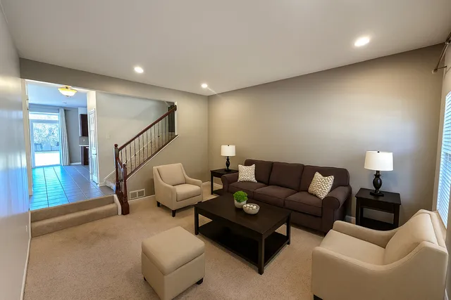 $399,900 | 3134 Kyra Lane, Elgin, IL 60124