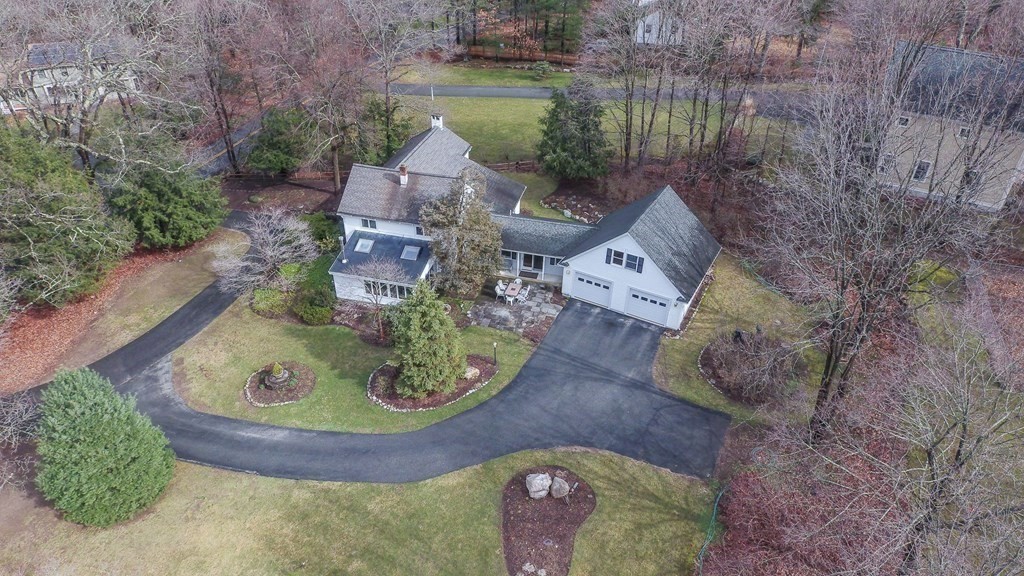 35 Wilson Road, Bedford, MA 01730 Compass