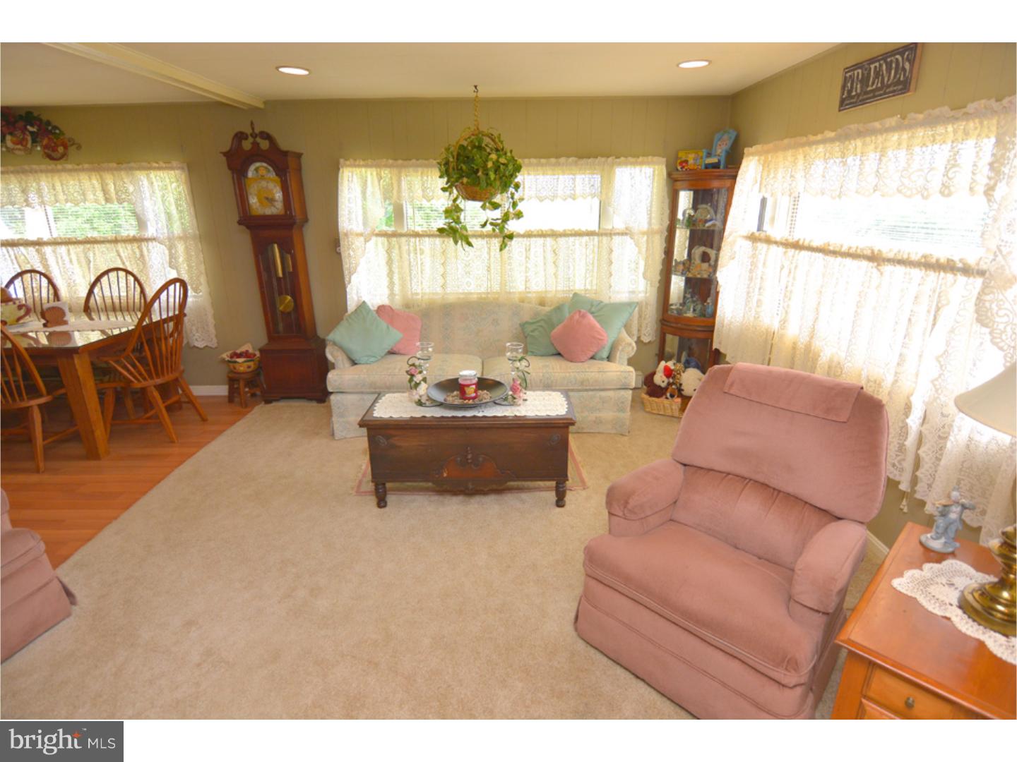 280 Beech Road Mohnton, PA 19540 - Photo 12 of 24 Great Room