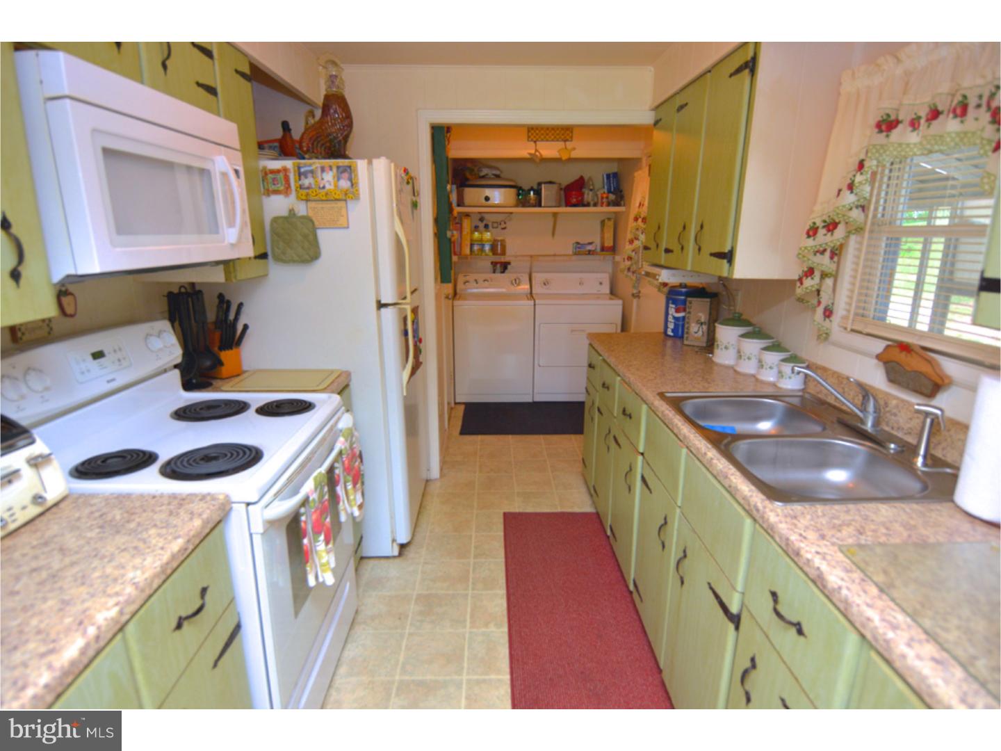 280 Beech Road Mohnton, PA 19540 - Photo 7 of 24 Kitchen