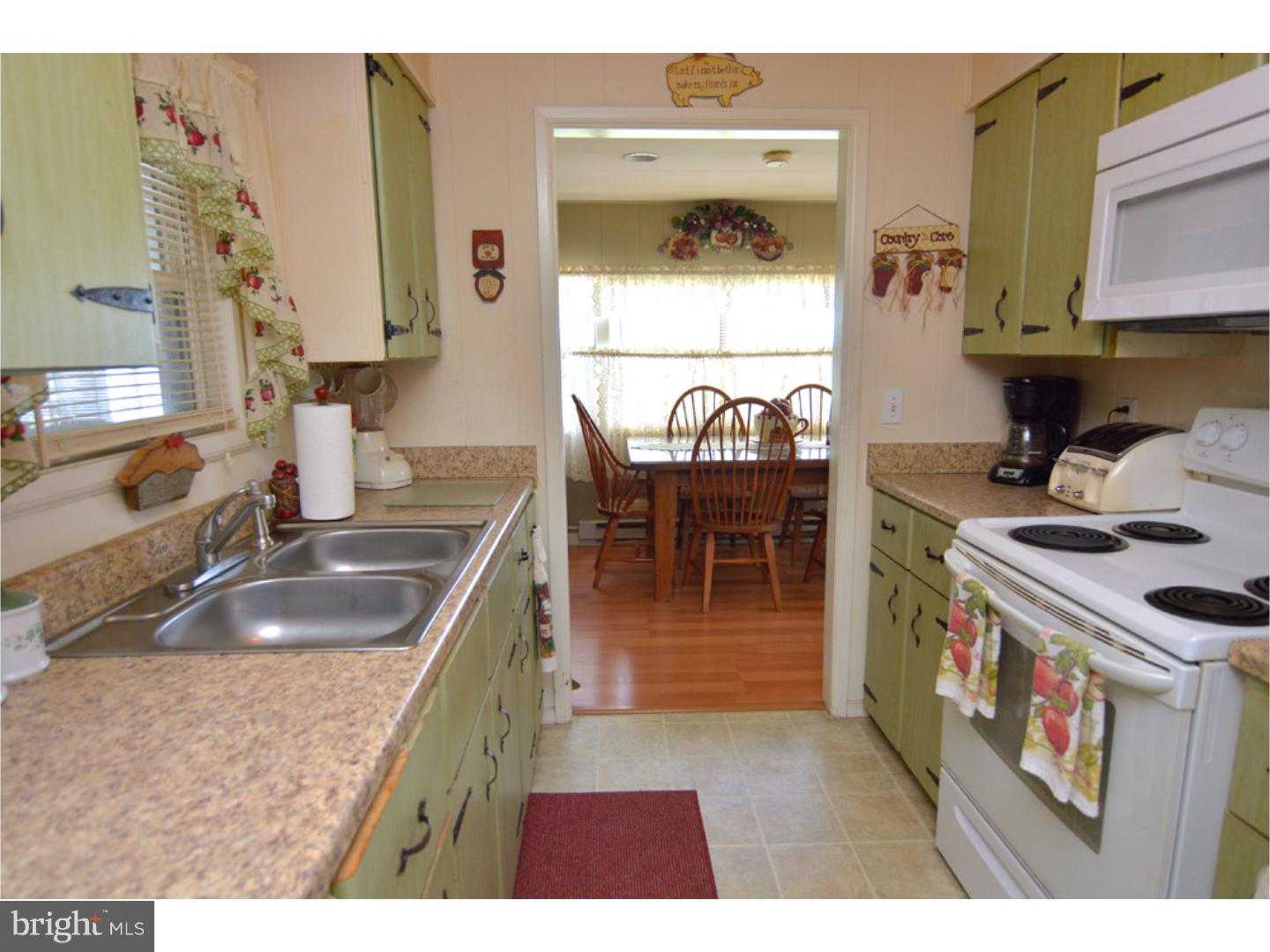 280 Beech Road Mohnton, PA 19540 - Photo 8 of 24 Kitchen