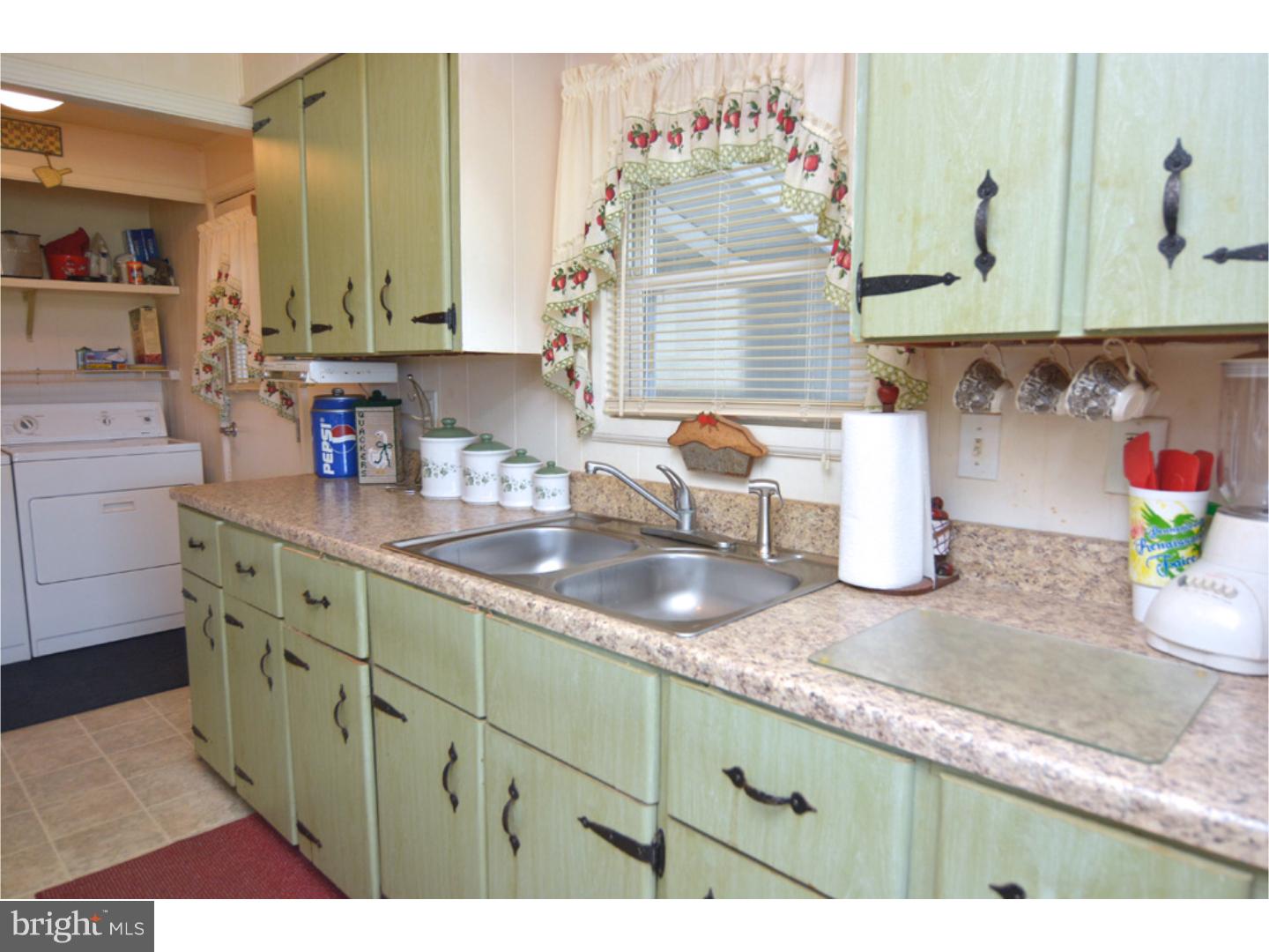 280 Beech Road Mohnton, PA 19540 - Photo 9 of 24 Kitchen