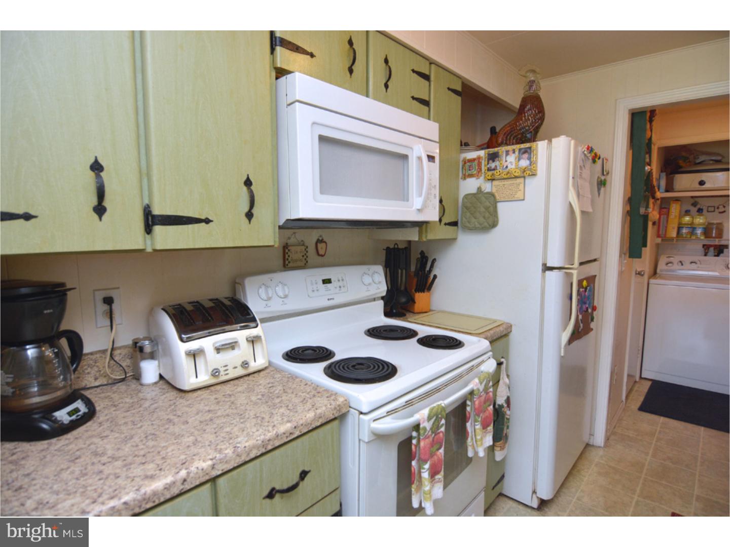 280 Beech Road Mohnton, PA 19540 - Photo 10 of 24 Kitchen