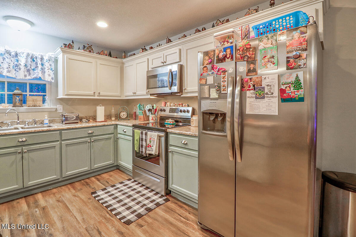 148 Easley Road Lucedale, MS 39452 - Photo 8 of 24 7