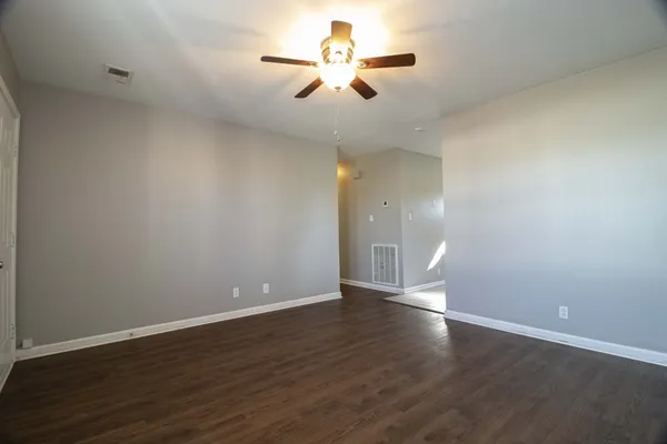 $1,030 | 1125 Keith Avenue, Oak Grove, KY 42262