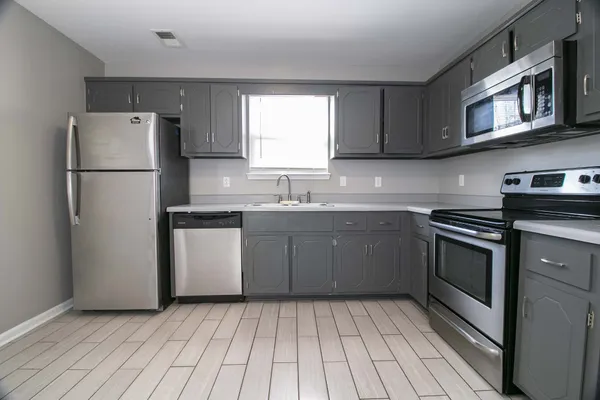 $1,030 | 1125 Keith Avenue, Oak Grove, KY 42262