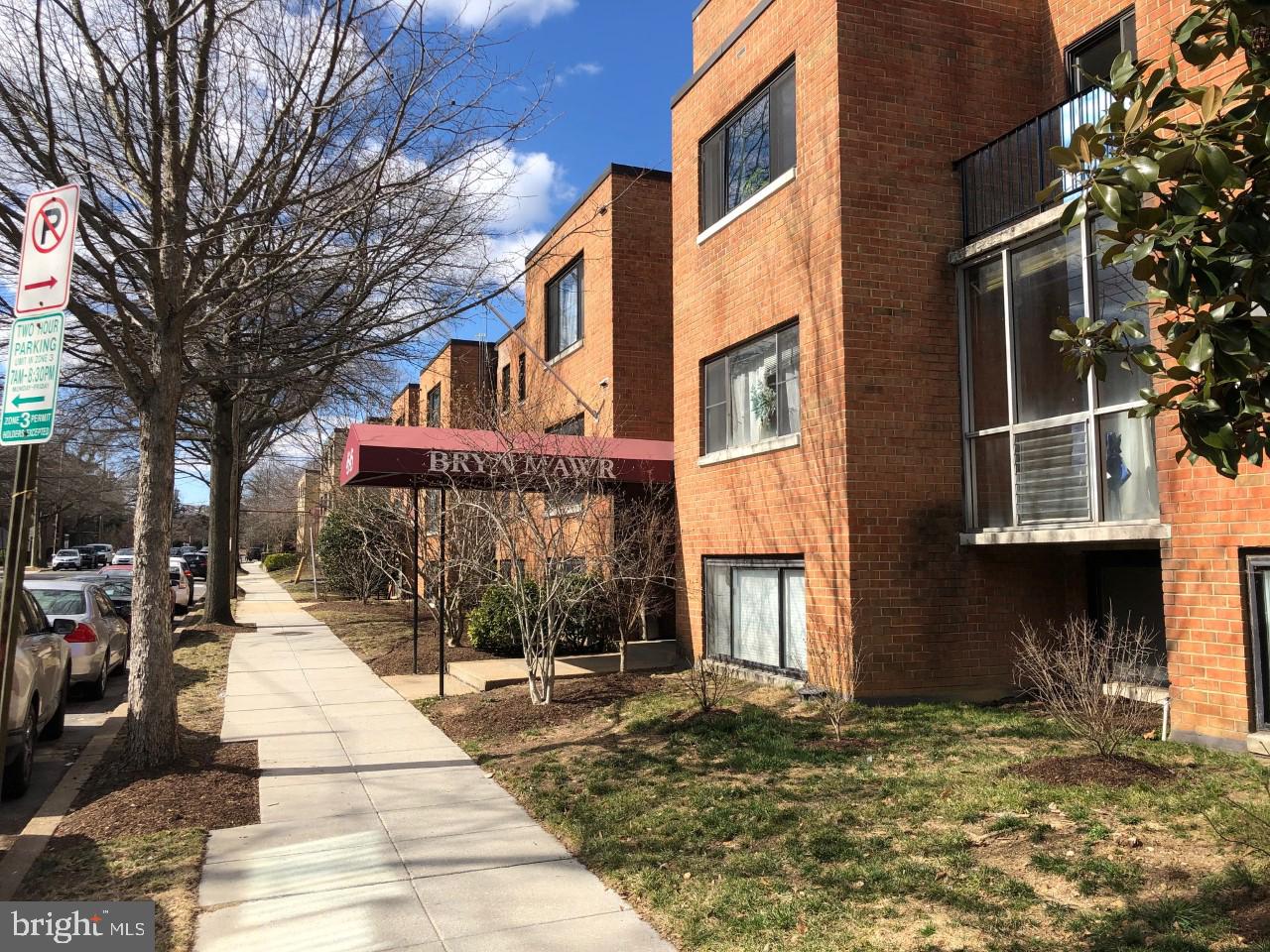 4545 MacArthur Boulevard Northwest, Unit 109 Washington, DC 20007 - Photo 1 of 29