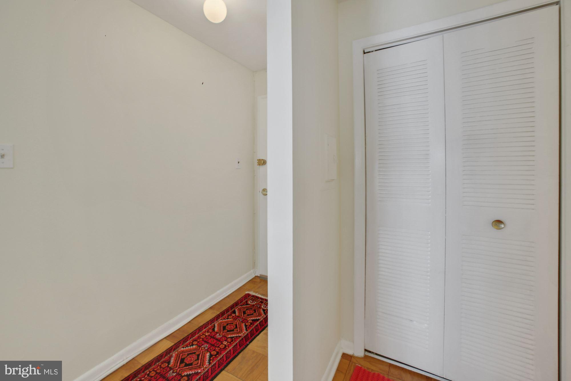 4545 MacArthur Boulevard Northwest, Unit 109 Washington, DC 20007 - Photo 9 of 29