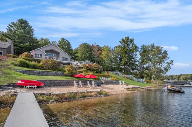$969,990 | 7988 Island Court, Stanwood, MI 49346