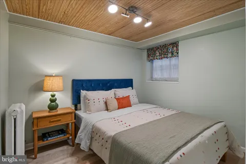 $899,000 | 140 11th Street Northeast, Washington, DC 20002