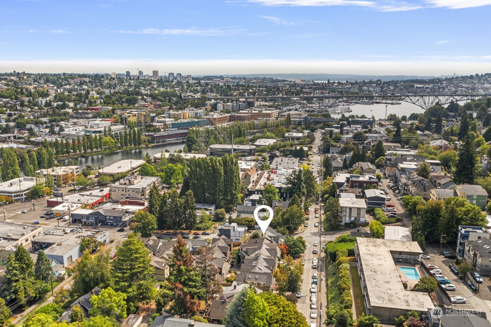 16 West Etruria Street Seattle, WA 98119 - Photo 32 of 40 a view of a city