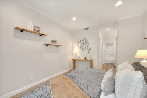 $599,950 | 300 North El Molino Avenue, Unit 118, Pasadena, CA 91101