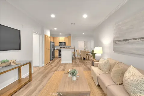 $599,950 | 300 North El Molino Avenue, Unit 118, Pasadena, CA 91101