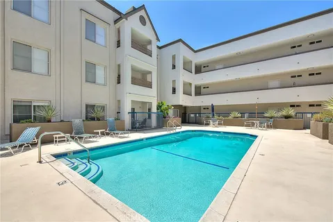$599,950 | 300 North El Molino Avenue, Unit 118, Pasadena, CA 91101