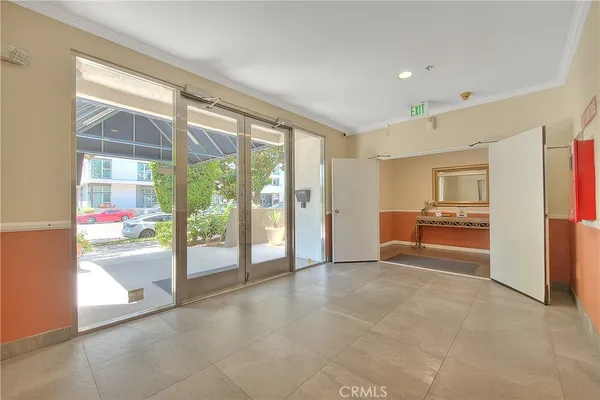 $599,950 | 300 North El Molino Avenue, Unit 118, Pasadena, CA 91101