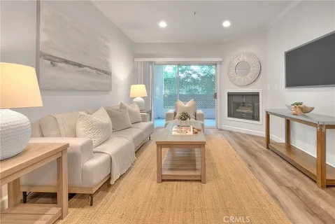 $599,950 | 300 North El Molino Avenue, Unit 118, Pasadena, CA 91101