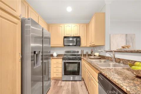 $599,950 | 300 North El Molino Avenue, Unit 118, Pasadena, CA 91101