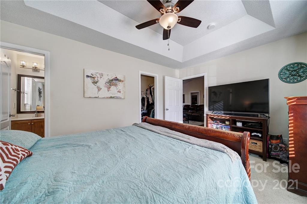 8243 Pozzi Road Charlotte, NC 28216 - Photo 15 of 33