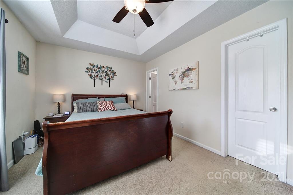 8243 Pozzi Road Charlotte, NC 28216 - Photo 16 of 33