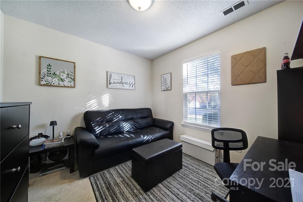 8243 Pozzi Road Charlotte, NC 28216 - Photo 18 of 33