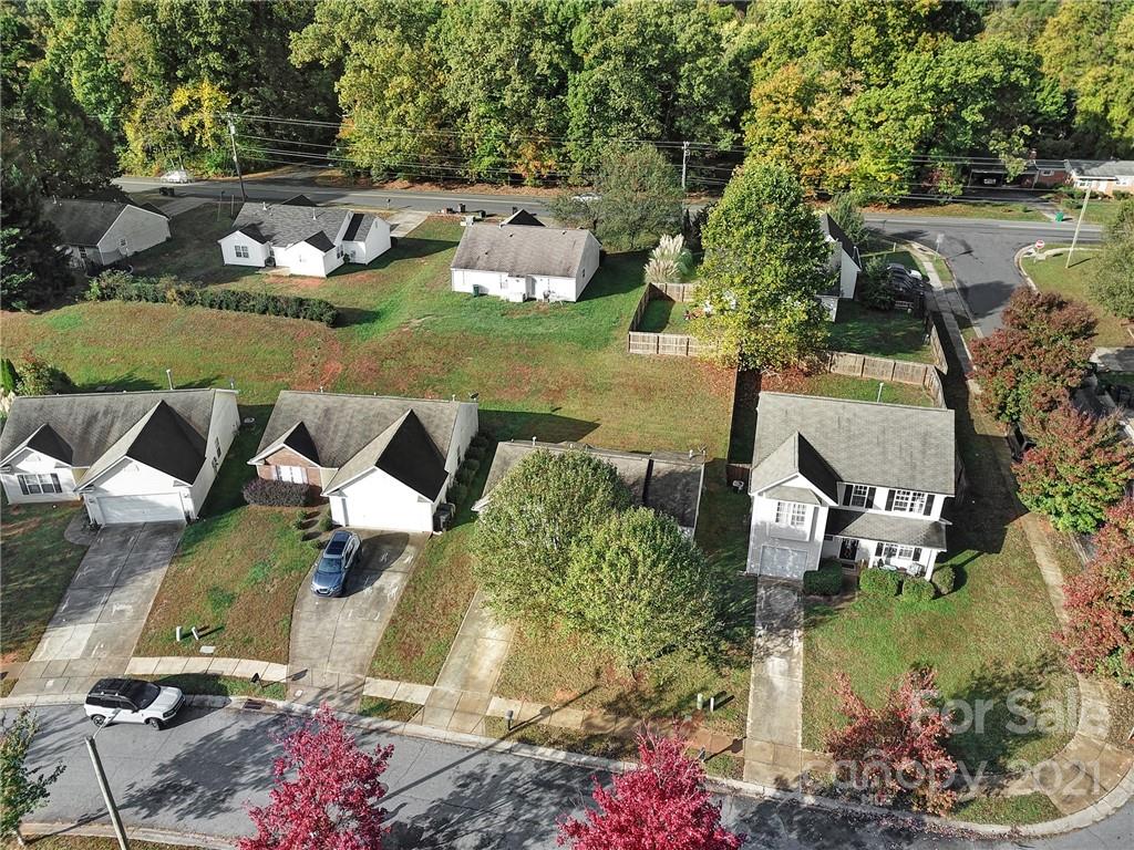 8243 Pozzi Road Charlotte, NC 28216 - Photo 26 of 33