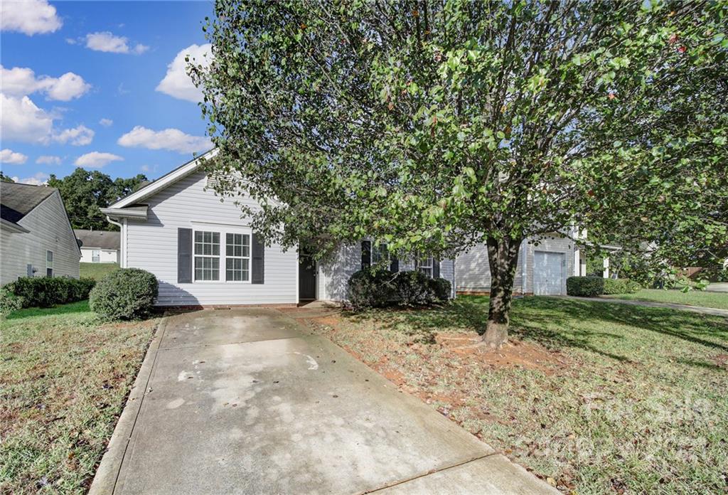 8243 Pozzi Road Charlotte, NC 28216 - Photo 32 of 33