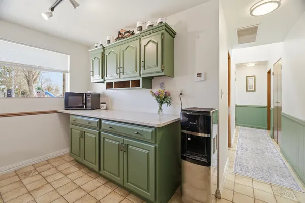 $599,900 | 136 Circle Drive, Shawano, WI 54166