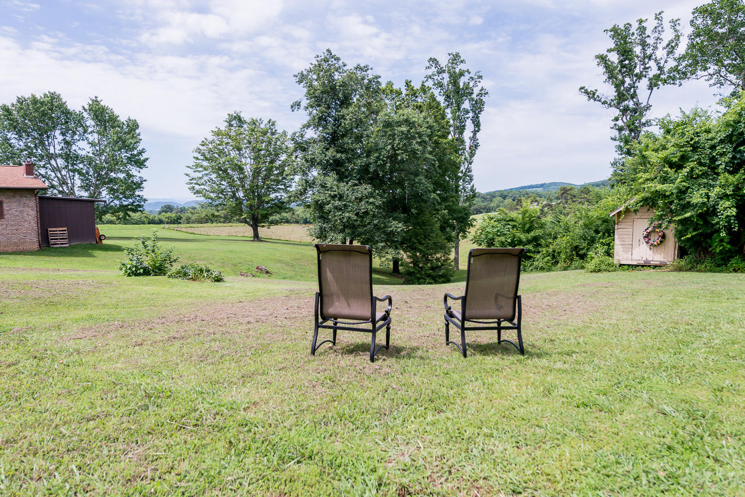 Over an acre, gorgeous mtn views!