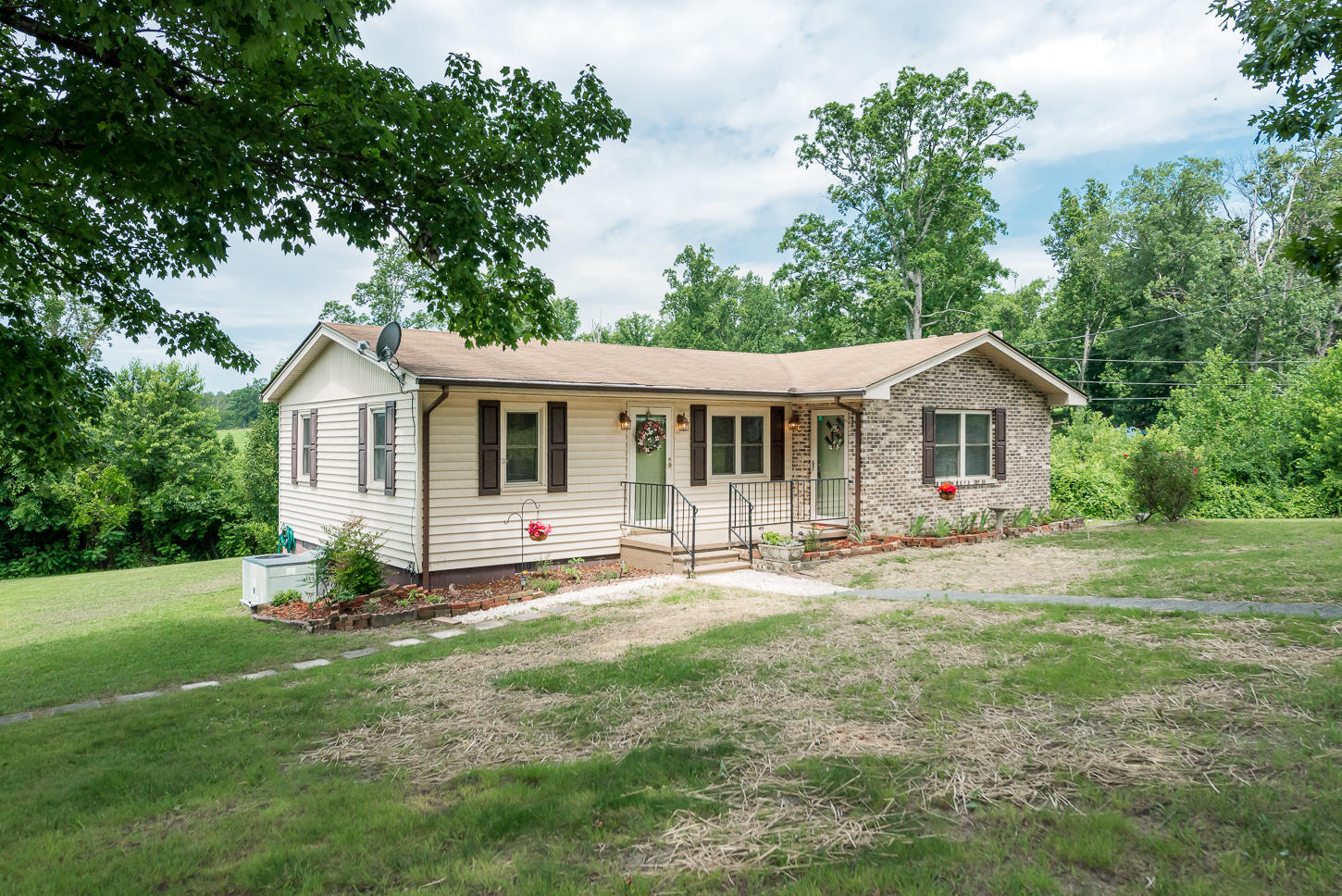 1209 Cooper Road Strawberry Plains, TN 37871 - Photo 22 of 24 Excuse the straw, just planted grass